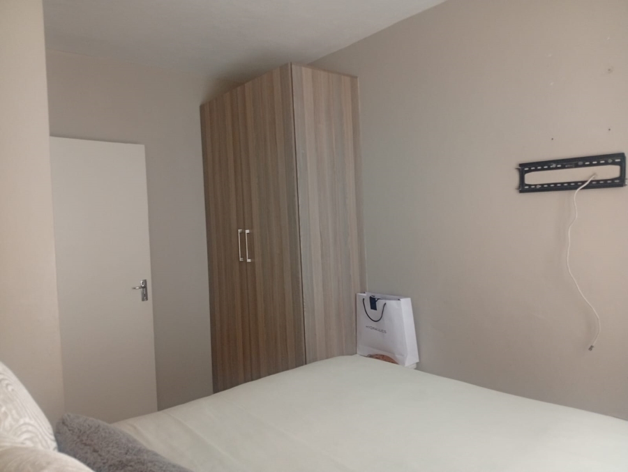 2 Bedroom Property for Sale in Waterval East North West